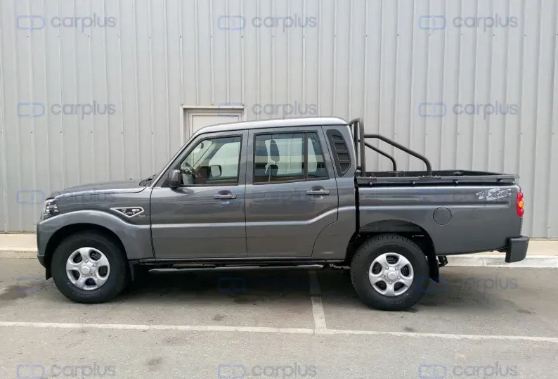 MAHINDRA